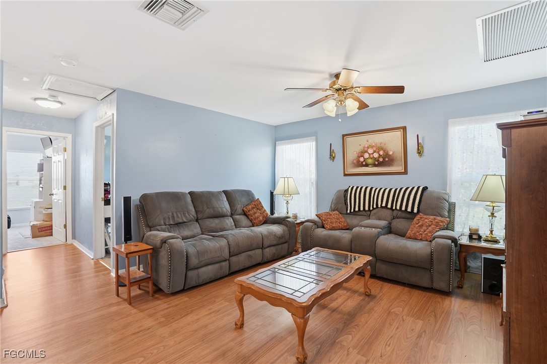 203 Manatee Street Fort Myers, FL 33913 - Photo 3 of 39