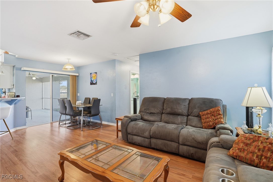 203 Manatee Street Fort Myers, FL 33913 - Photo 6 of 39