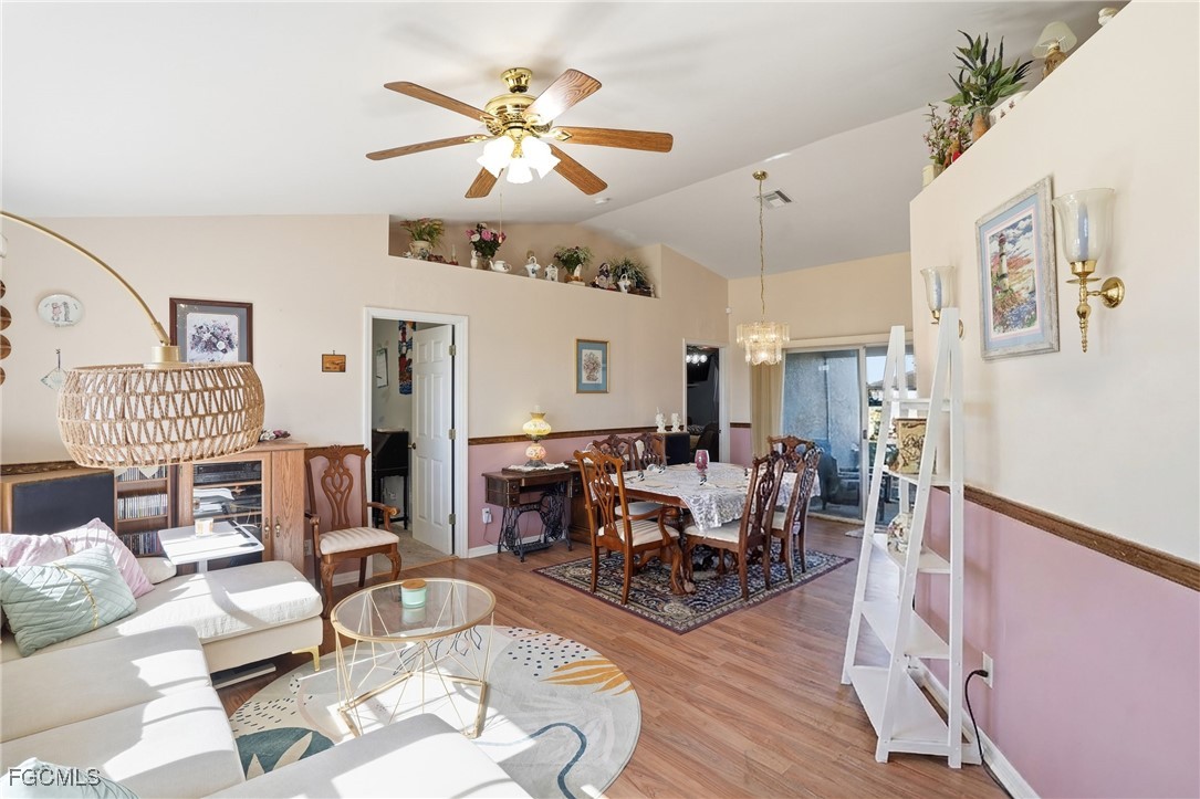 203 Manatee Street Fort Myers, FL 33913 - Photo 7 of 39