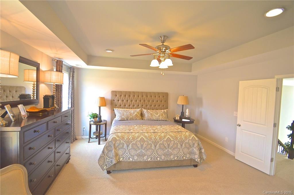 8942 Inverness Bay Road Charlotte, NC 28278 - Photo 17 of 24 Gallery Image 17