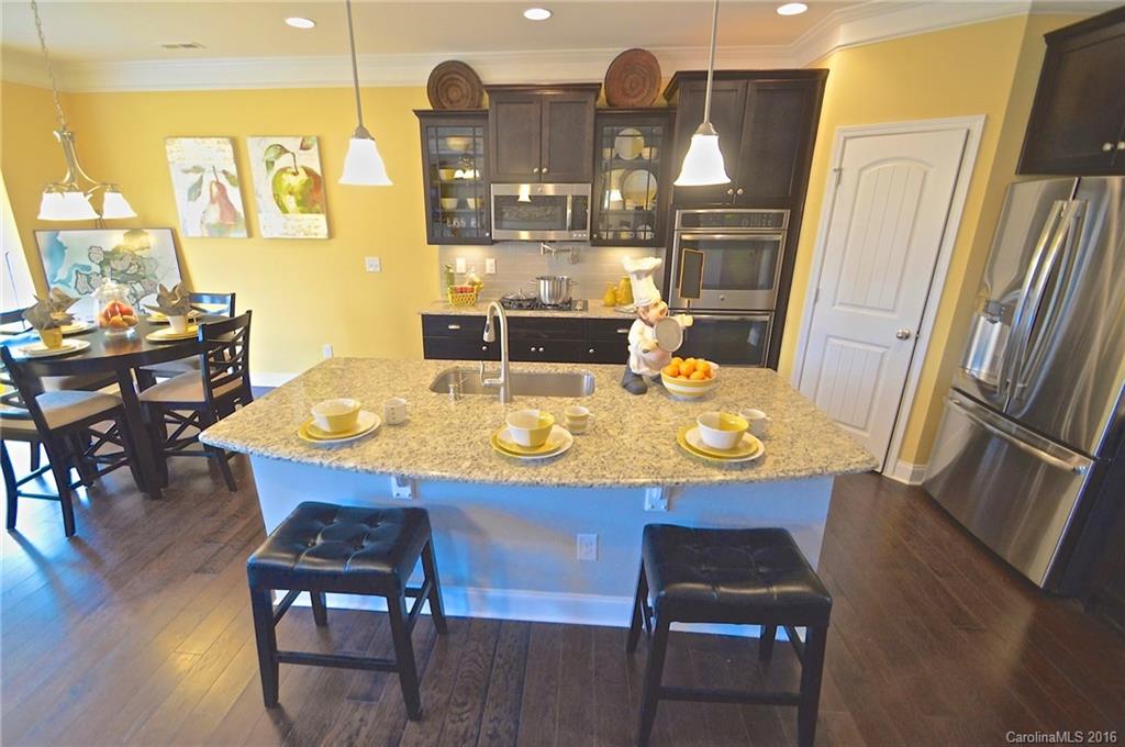 8942 Inverness Bay Road Charlotte, NC 28278 - Photo 7 of 24 Gallery Image 7