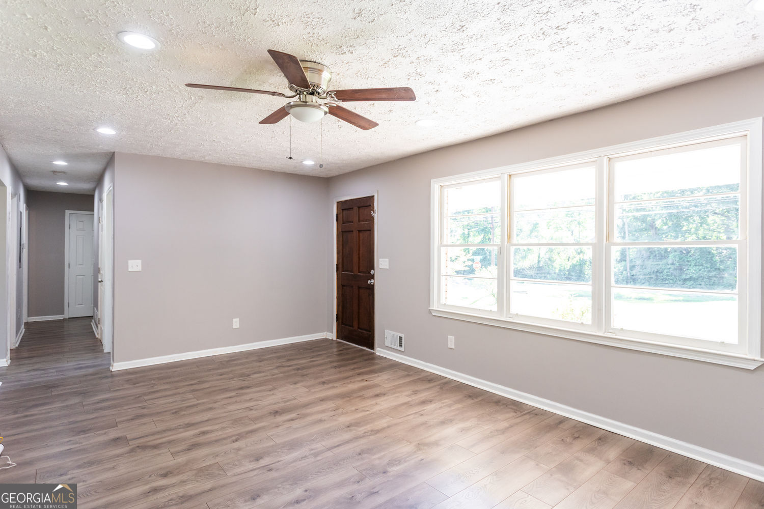 908 East Marable Street Monroe, GA 30656 - Photo 5 of 26