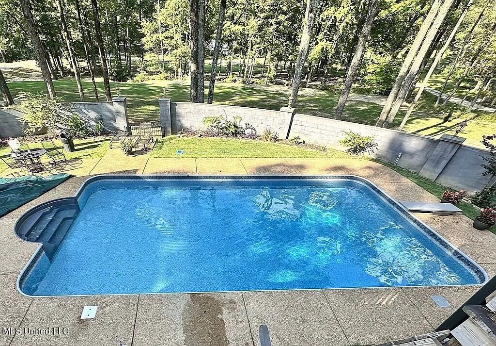 1202 White Oak Drive Hernando, MS 38632 - Photo 3 of 41 pool