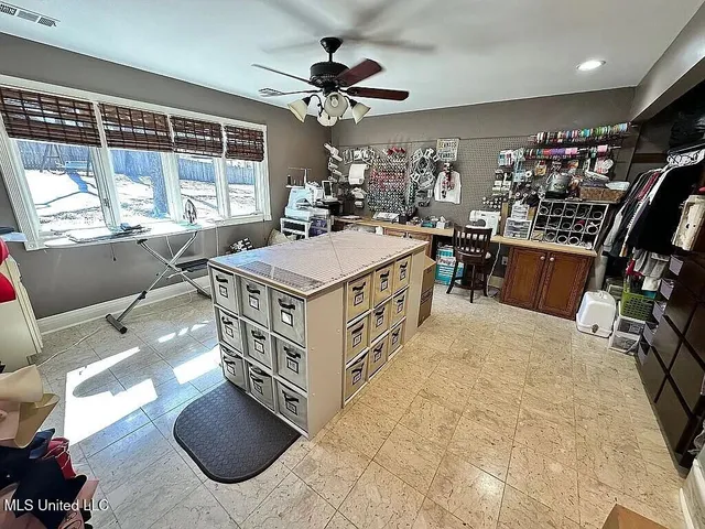 $679,900 | 1202 White Oak Drive, Hernando, MS 38632