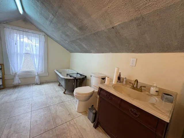 $249,900 | 12179 Goose Creek Road, Patriot, IN 47038