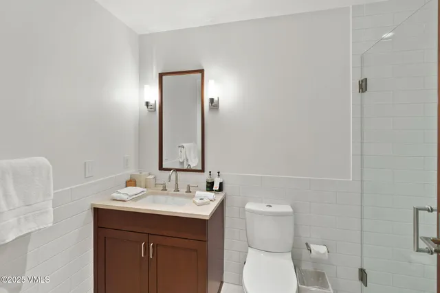 $8,100,000 | 141 East Meadow Drive, Unit 4G WEST, Vail, CO 81657