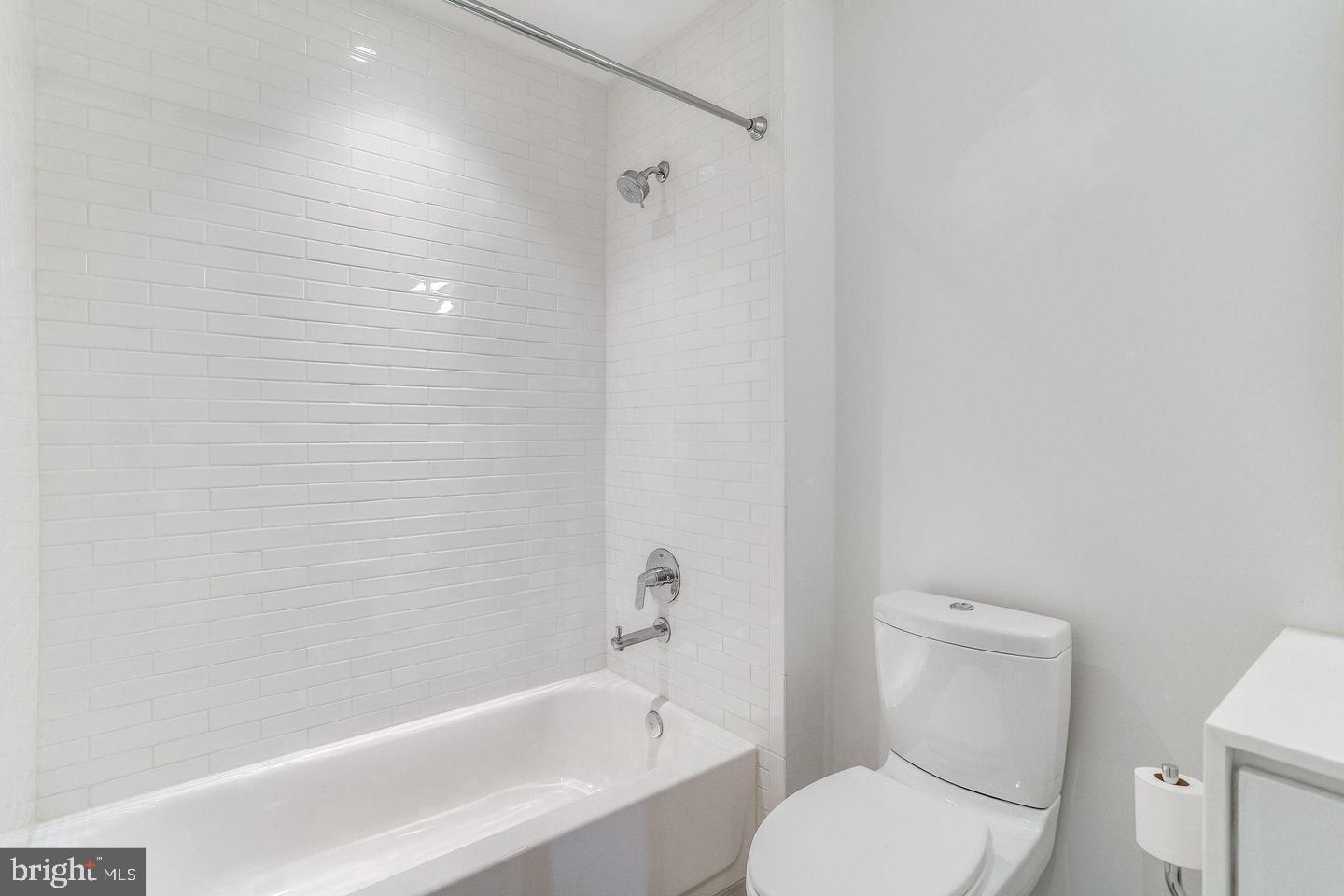 1011 M Street Northwest, Unit 606 Washington, DC 20001 - Photo 15 of 26