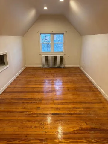 $1,400 | 135 West 22nd Street, Bayonne, NJ 07002