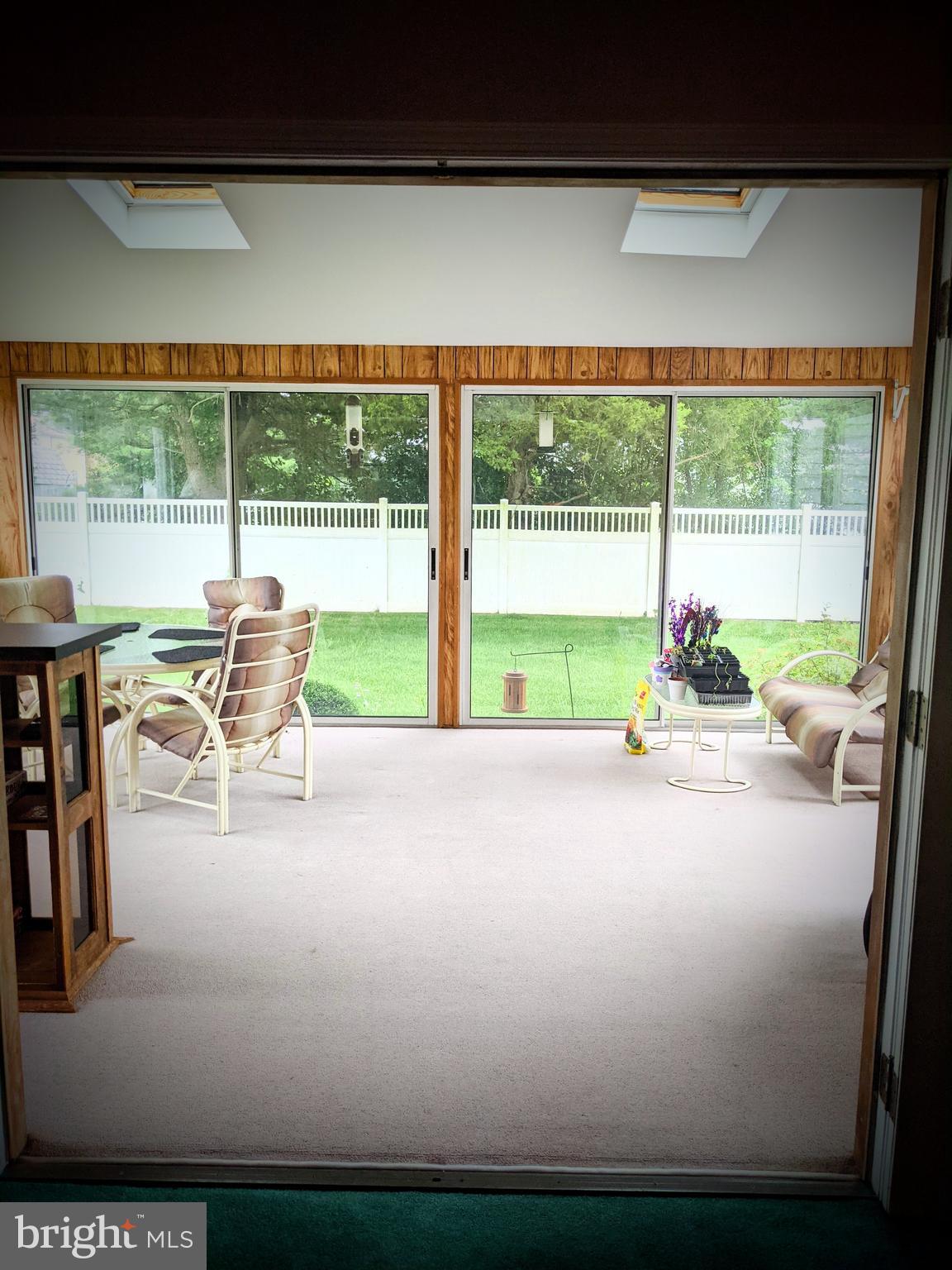 41 Wayside Road Berlin, NJ 08009 - Photo 12 of 33 Sunroom.