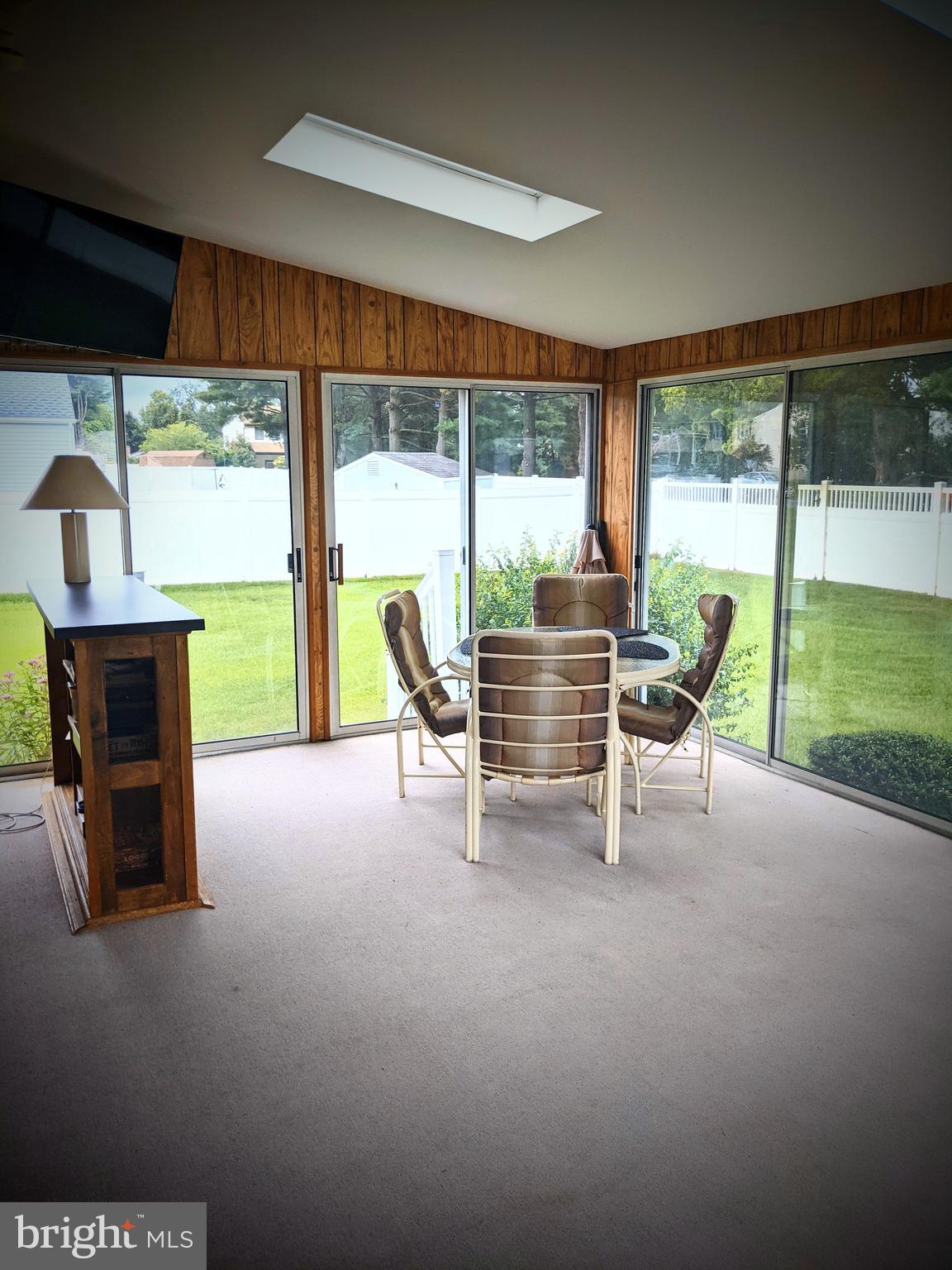 41 Wayside Road Berlin, NJ 08009 - Photo 13 of 33 Sunroom.