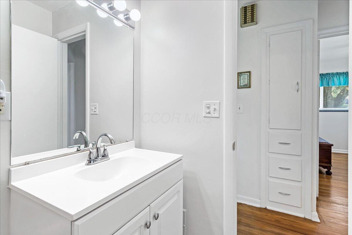 2168 Shrewsbury Road Columbus, OH 43221 - Photo 23 of 34 2168 Shrewsbury Road