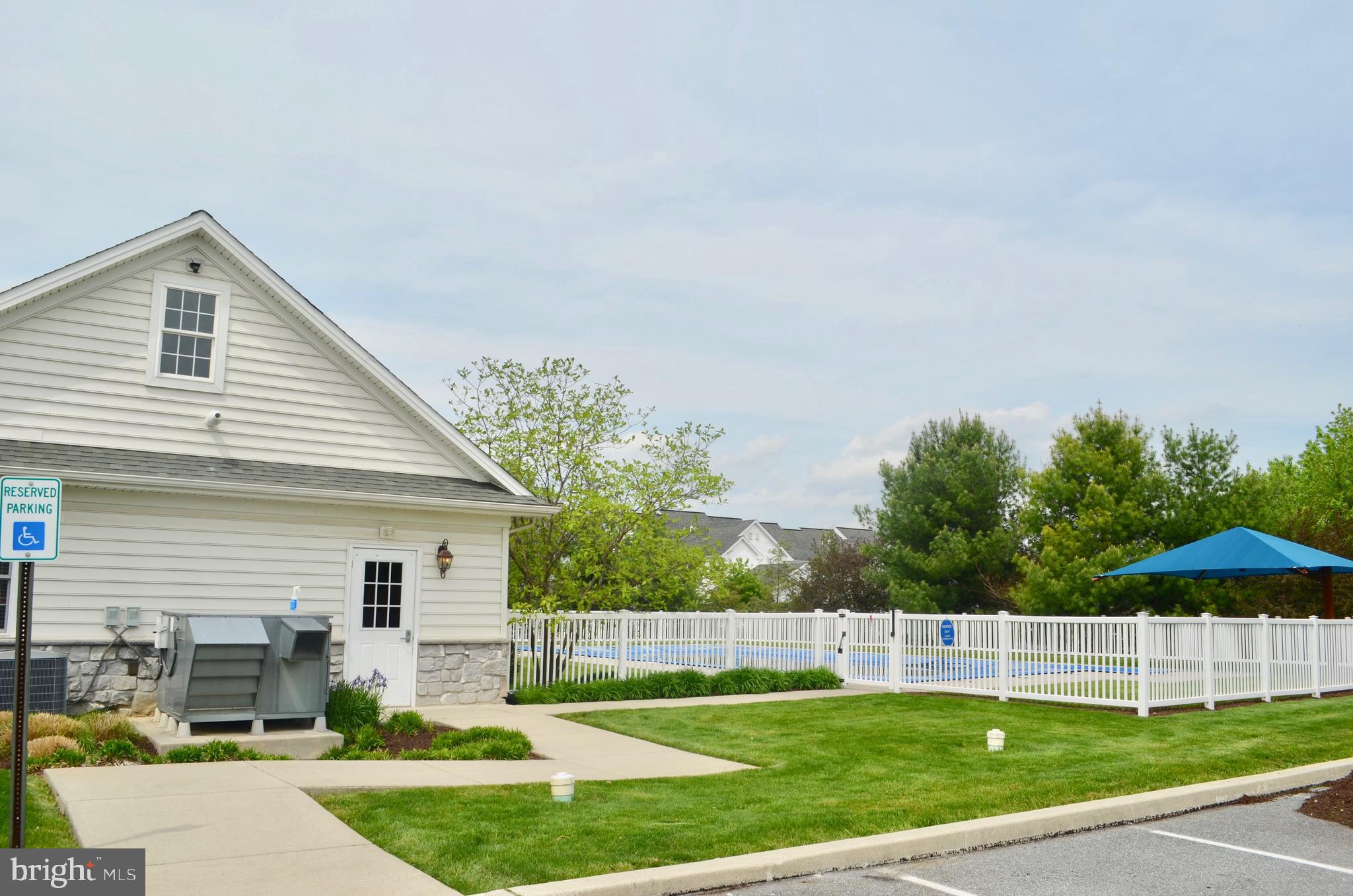 610 Courthouse Circle Lititz, PA 17543 - Photo 53 of 53 community pool with clubhouse