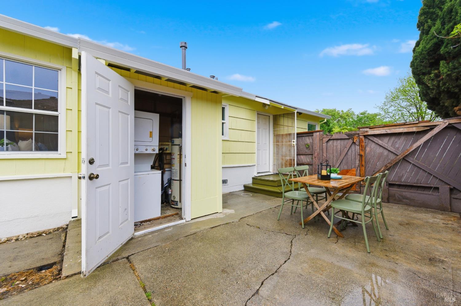 691 Annette Avenue Vallejo, CA 94591 - Photo 36 of 41 a backyard of a house with table and chairs
