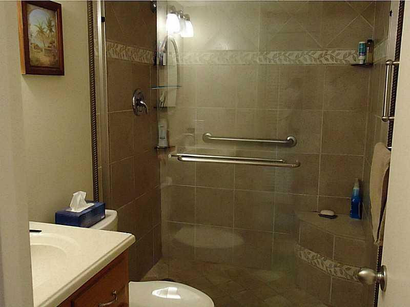 9101 West Sample Road, Unit 701 Coral Springs, FL 33065 - Photo 5 of 5 Bathroom
