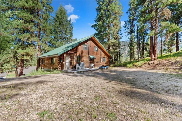 $575,000 | 117 Alder Drive, Lowman, ID 83637