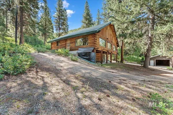 $575,000 | 117 Alder Drive, Lowman, ID 83637