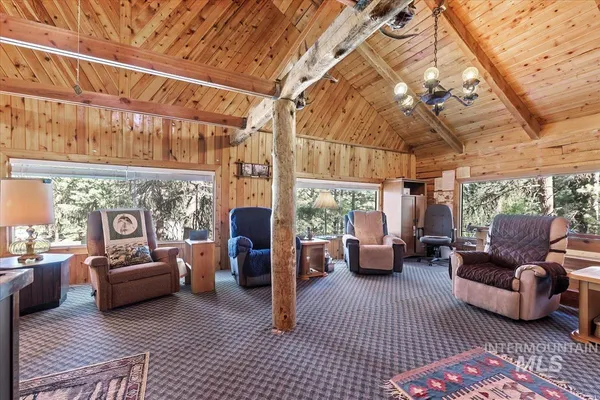 $575,000 | 117 Alder Drive, Lowman, ID 83637