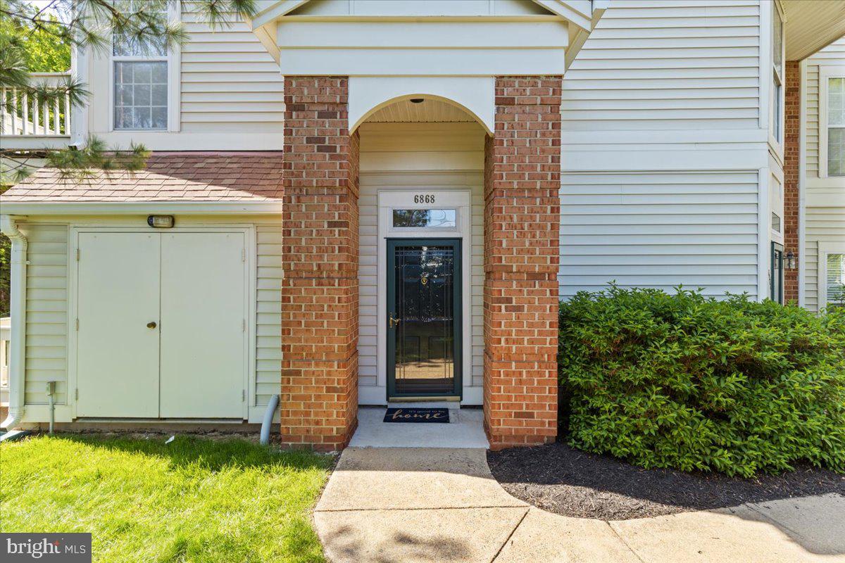 6868 Brindle Heath Way, Unit 210 Alexandria, VA 22315 - Photo 1 of 24