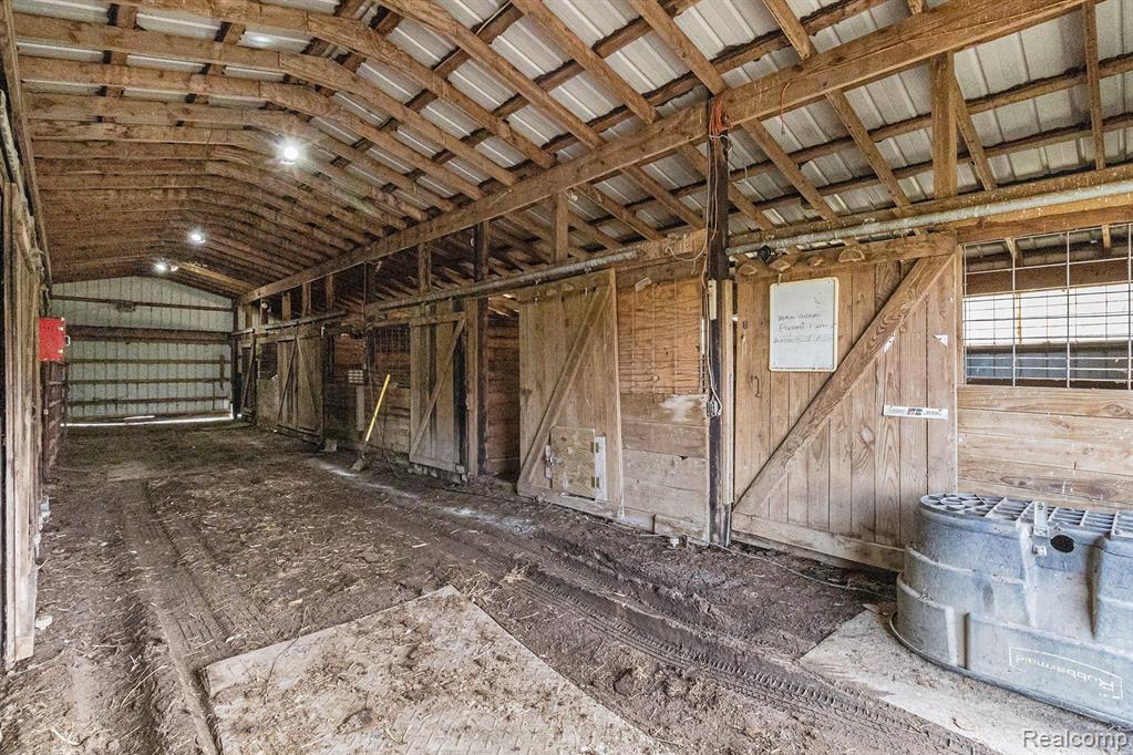 2609 East Allen Road Howell, MI 48855 - Photo 38 of 54