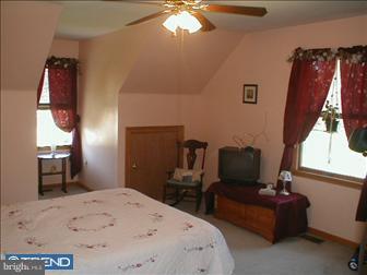 8 Rossi Road Cookstown, NJ 08511 - Photo 5 of 6 Bedroom - Main