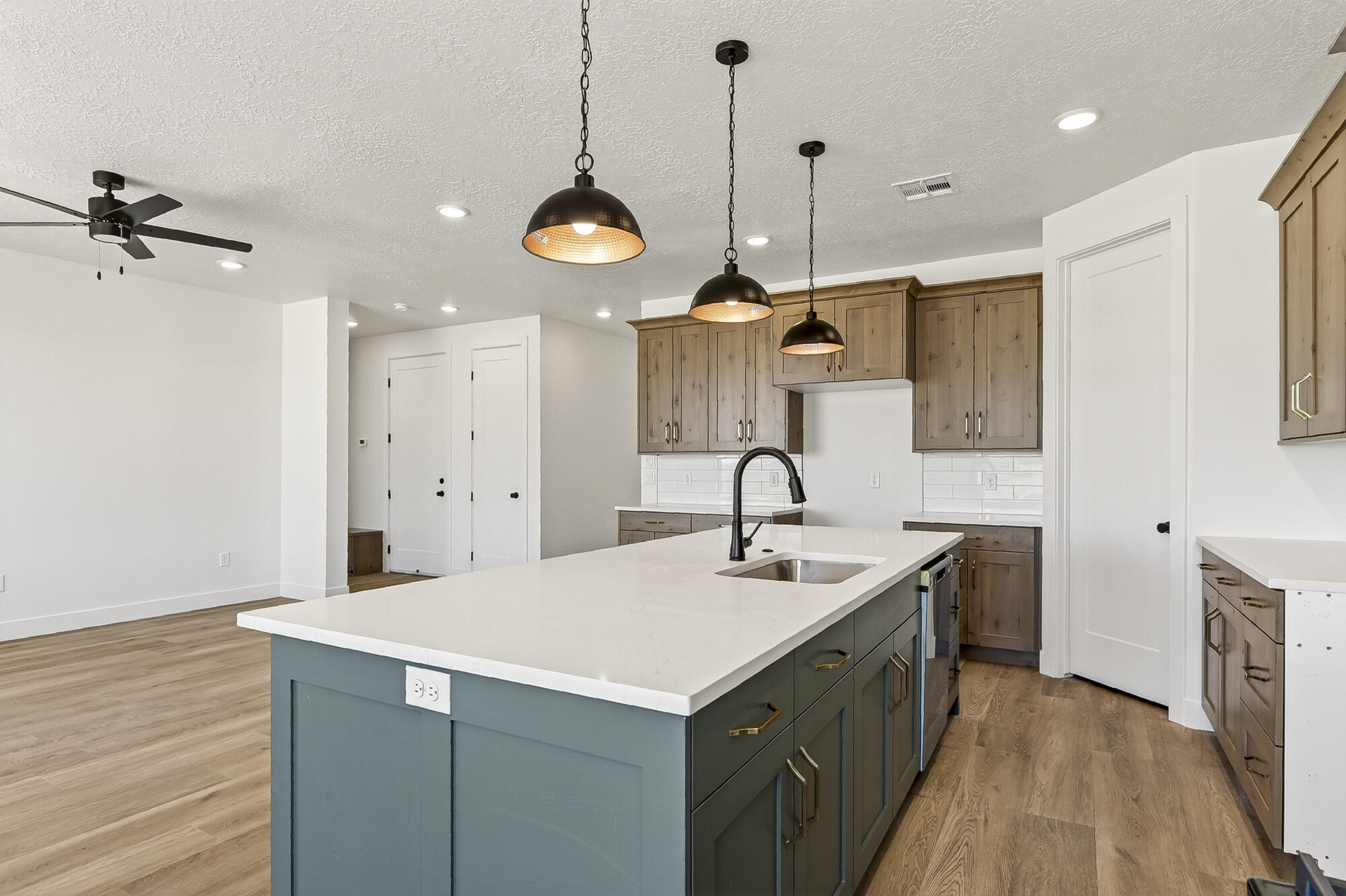 4939 North 10 East Enoch, UT 84721 - Photo 15 of 47 4939 N 10 E-63