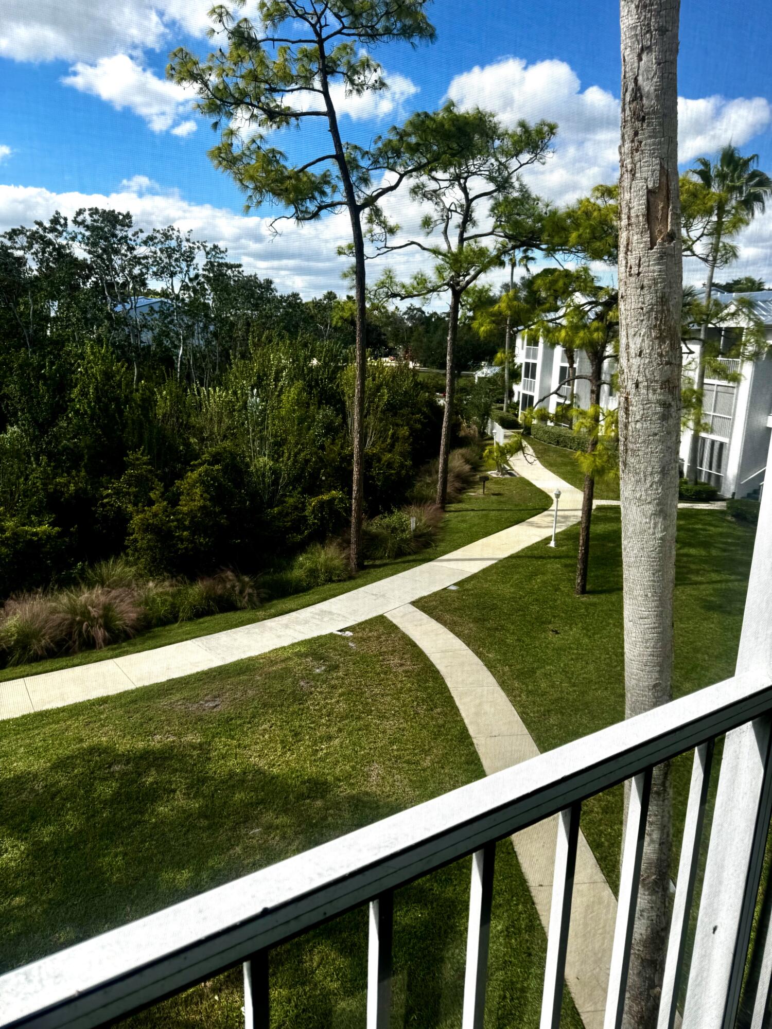 2502 Southeast Anchorage Cove, Unit G3 Port St. Lucie, FL 34952 - Photo 2 of 22 a view of outdoor space