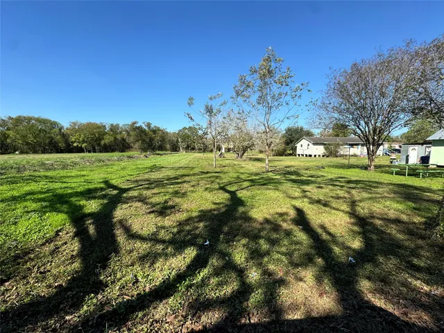 $55,000 | 506 2nd Street, Eagle Lake, TX 77434