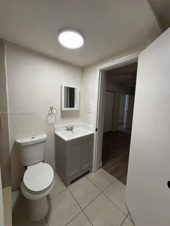 $2,600 | 561 Northwest 113th Street, Unit 563, Miami Shores, FL 33168