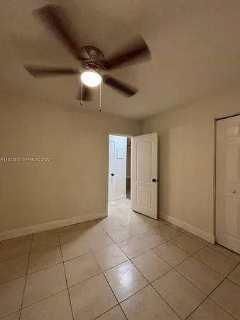$2,600 | 561 Northwest 113th Street, Unit 563, Miami Shores, FL 33168