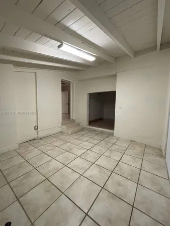 $2,600 | 561 Northwest 113th Street, Unit 563, Miami Shores, FL 33168