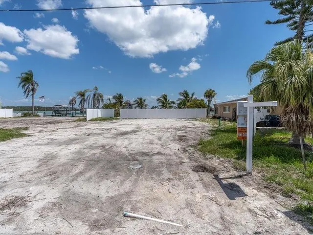 $3,975,000 | 575 Crystal Drive, Madeira Beach, FL 33708