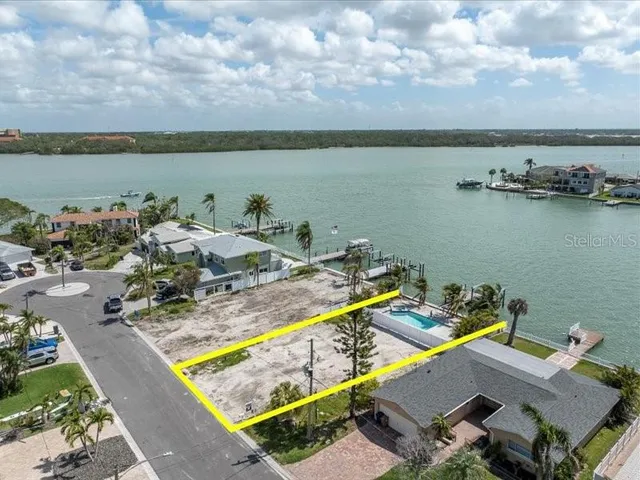 $3,975,000 | 575 Crystal Drive, Madeira Beach, FL 33708