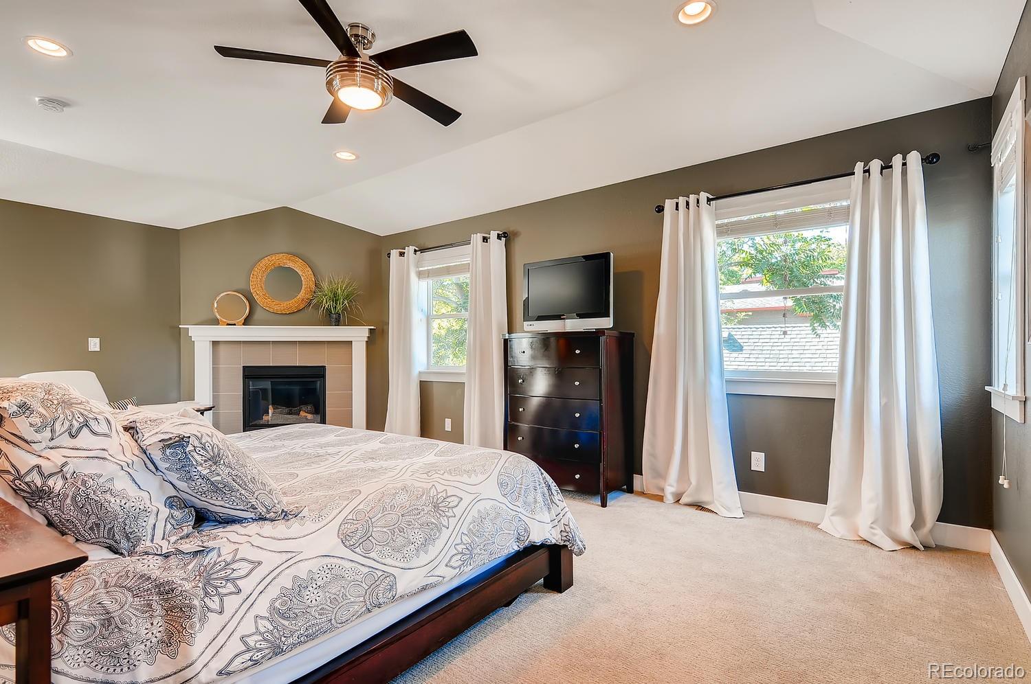 4129 Eaton Street Denver, CO 80212 - Photo 11 of 34