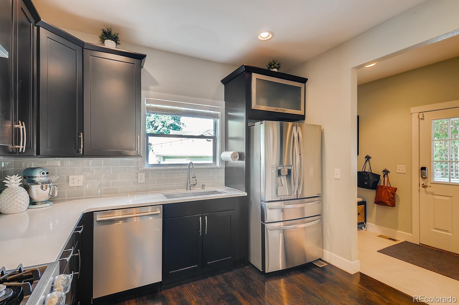 4129 Eaton Street Denver, CO 80212 - Photo 9 of 34