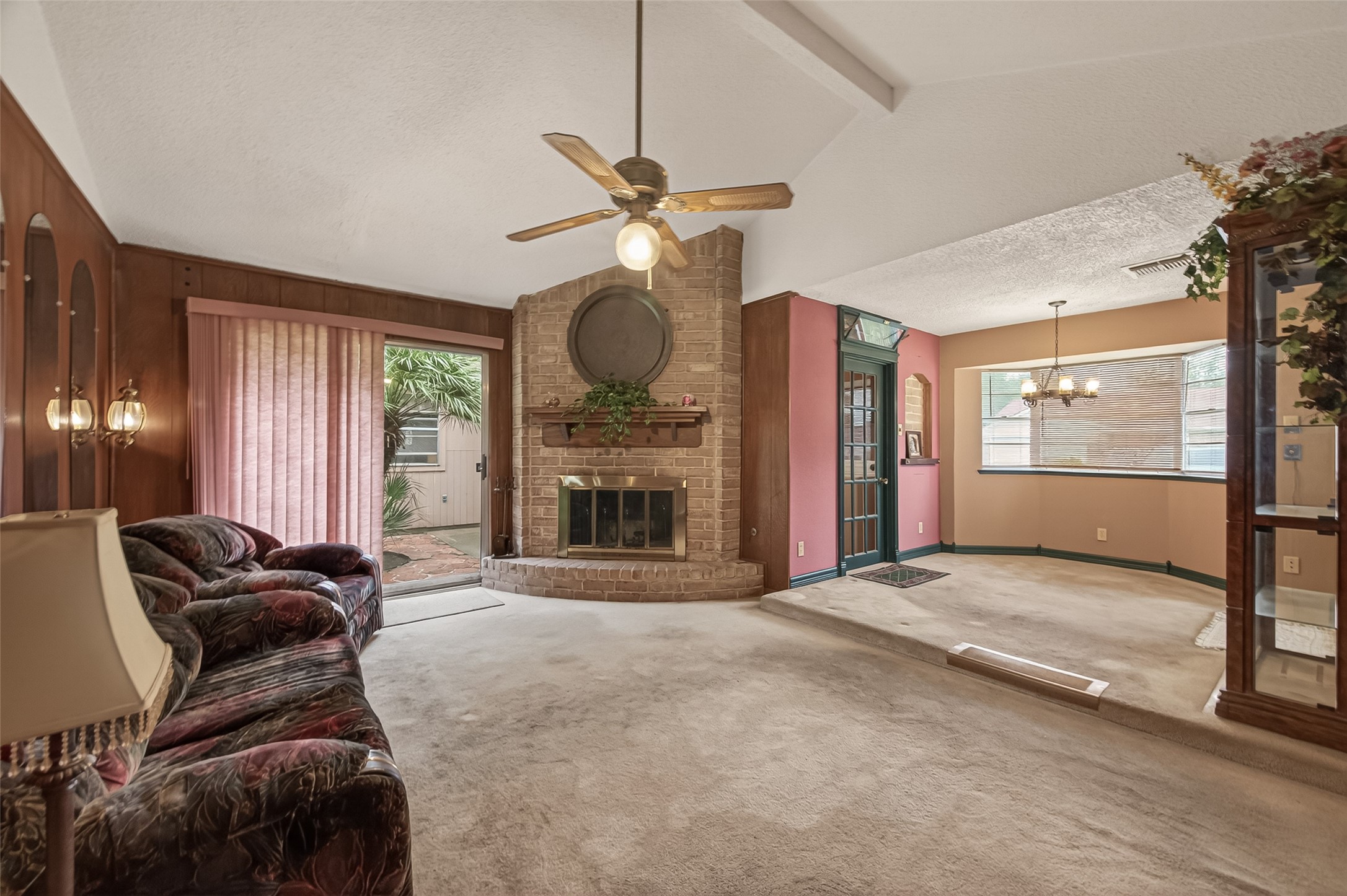 7102 Cerca Court Houston, TX 77086 - Photo 6 of 27