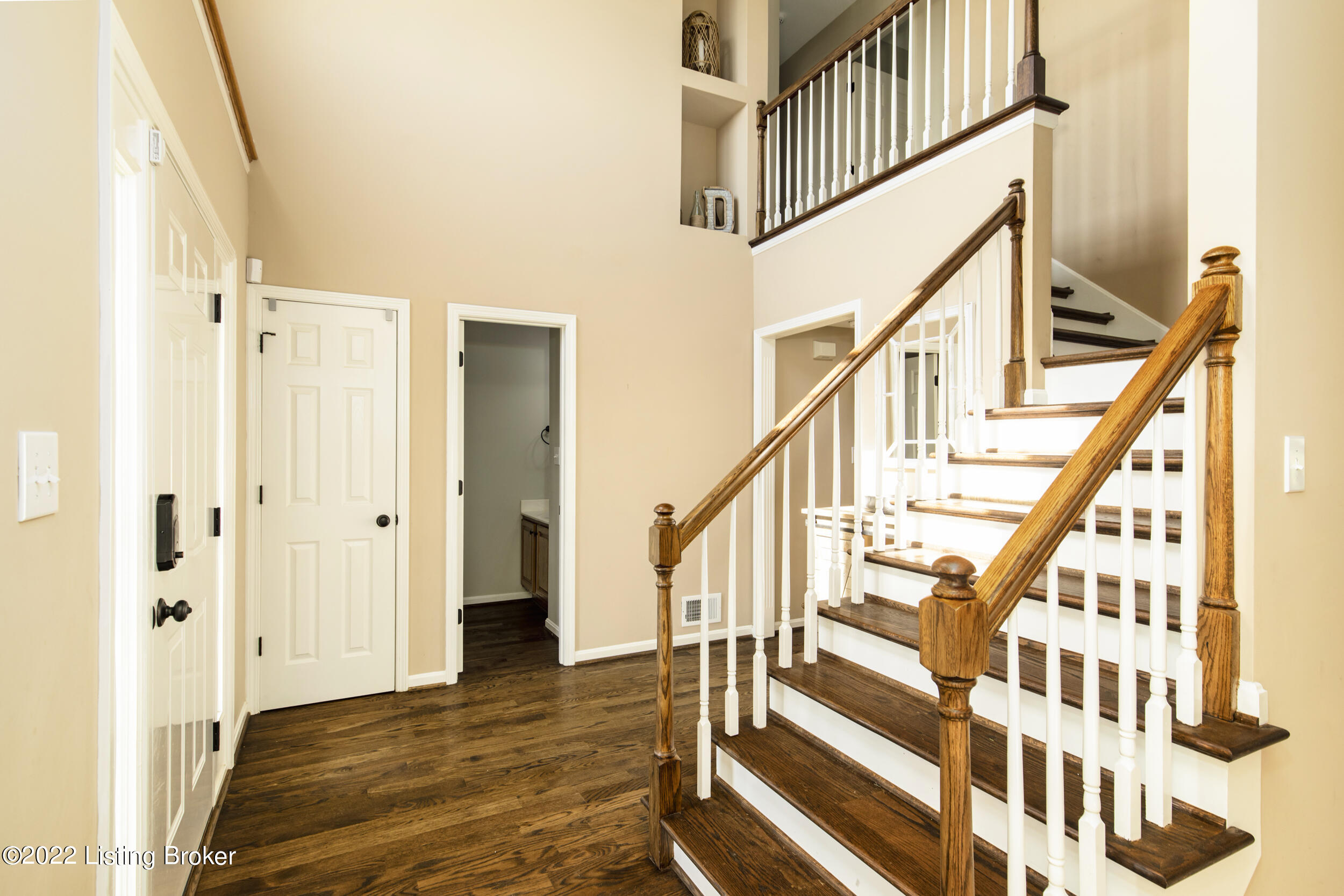 4120 Timber Ridge Road Crestwood, KY 40014 - Photo 21 of 57 23-stairs to 2nd lvl