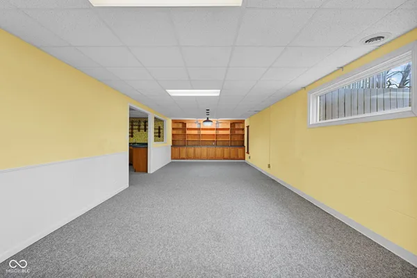 $459,900 | 3805 Lakeside Drive, Columbus, IN 47203