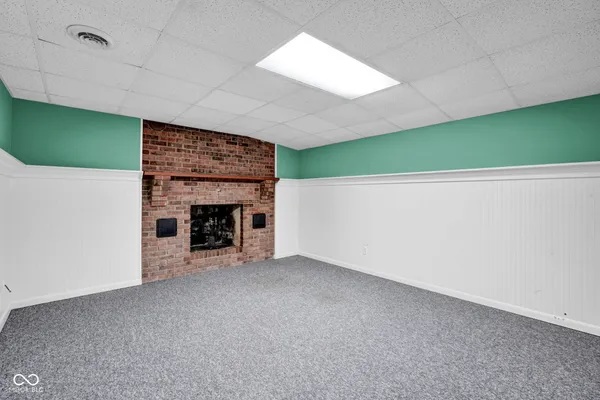 $459,900 | 3805 Lakeside Drive, Columbus, IN 47203