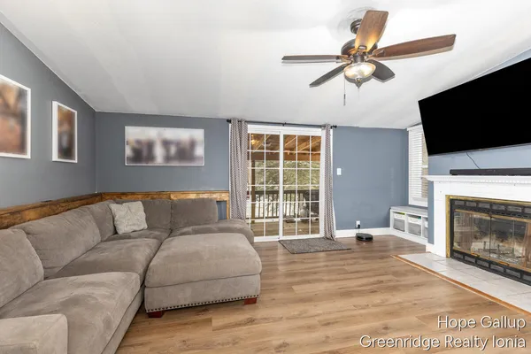 $215,000 | 402 Liberty Street, Muir, MI 48860