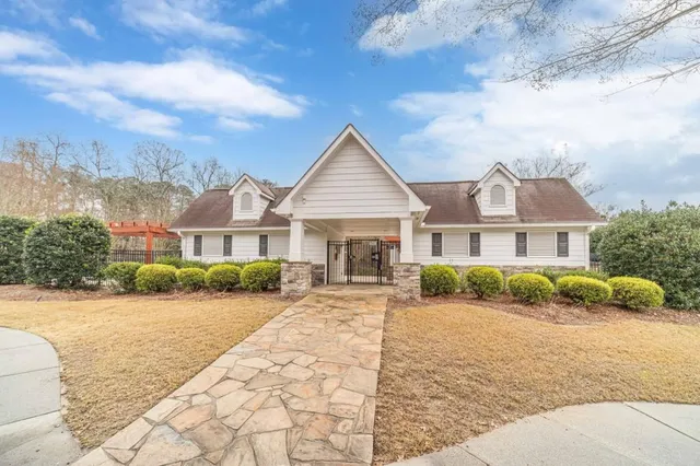 $299,900 | 3056 Cedar Glade Lane Northeast, Buford, GA 30519