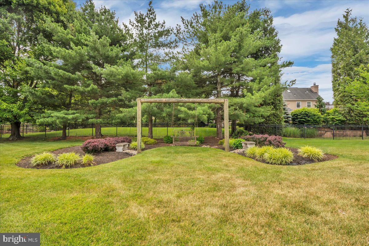 735 Hartford Road Moorestown, NJ 08057 - Photo 12 of 36