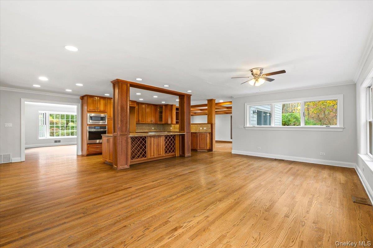110 Oliver Road Bedford, NY 10506 - Photo 8 of 33