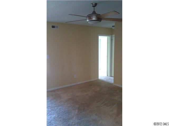 11149 Harrowfield Road, Unit 1819 Charlotte, NC 28226 - Photo 3 of 6