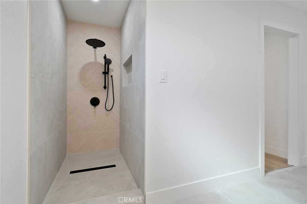 8326 Greenpoint Avenue Riverside, CA 92503 - Photo 16 of 29