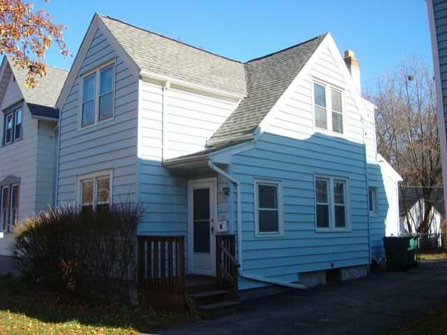 98 Oakland Street Rochester, NY 14620 - Photo 1 of 1 Exterior Front
