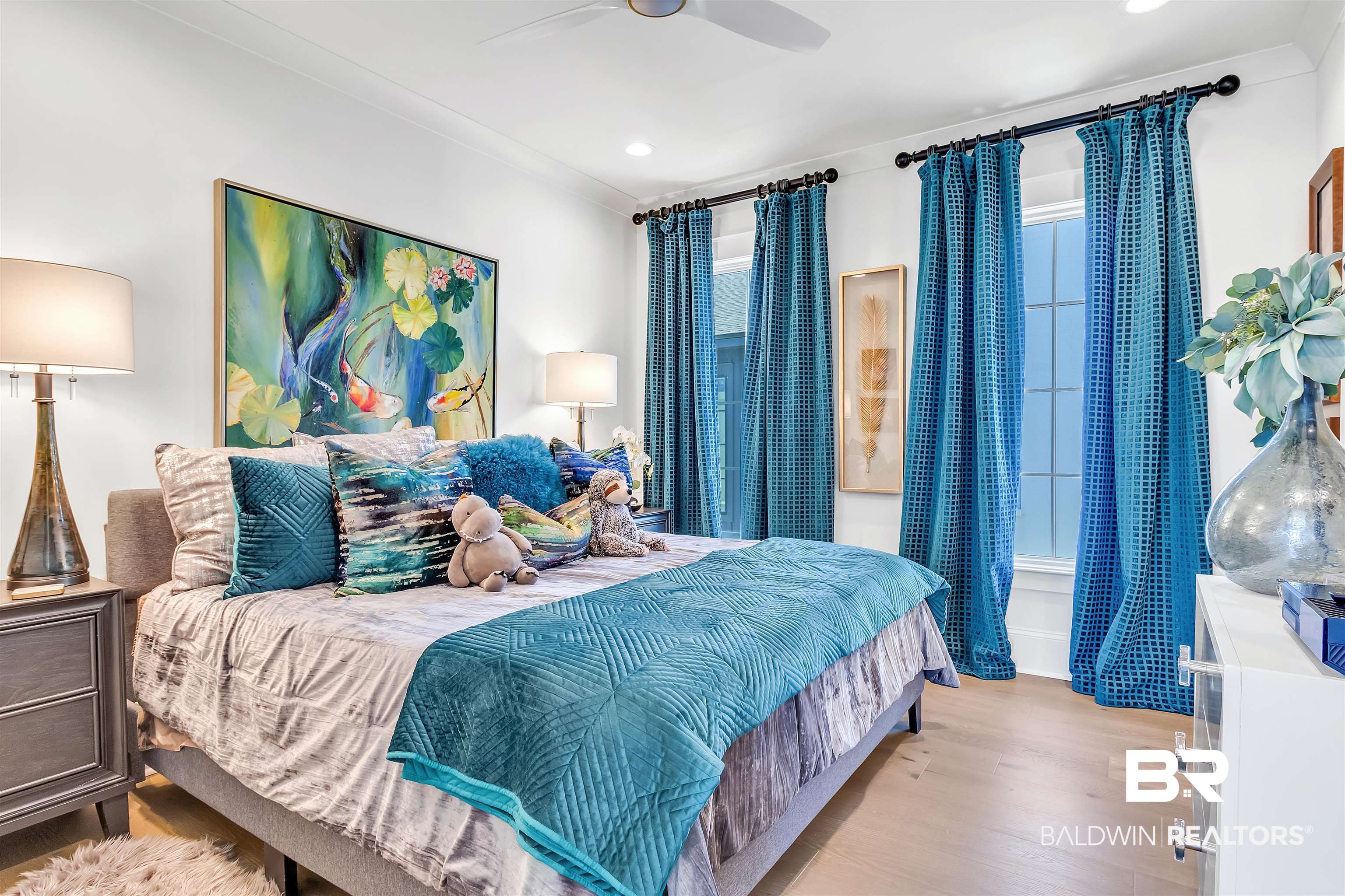885 Inlet Circle Gulf Shores, AL 36542 - Photo 27 of 36 Bedroom with ceiling fan, ornamental molding, and light hardwood / wood-style floors