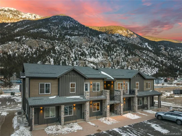 $299,000 | 2115 Hummingbird Way, Unit 103, Georgetown, CO 80444