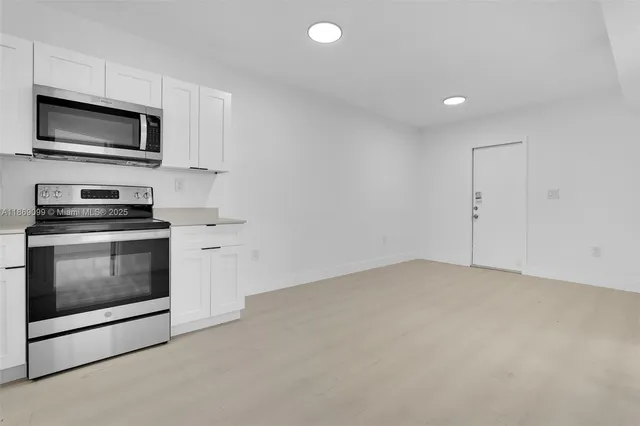 $2,000 | 1814 Northwest 2nd Court, Unit 2, Miami, FL 33136