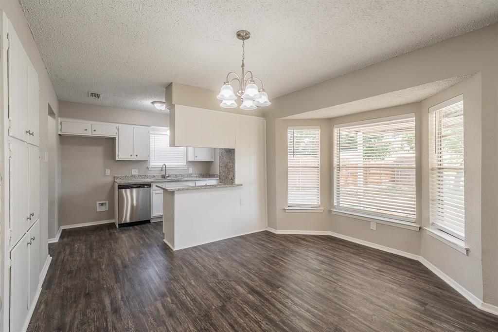 717 Blue Ridge Trail Saginaw, TX 76179 - Photo 11 of 40
