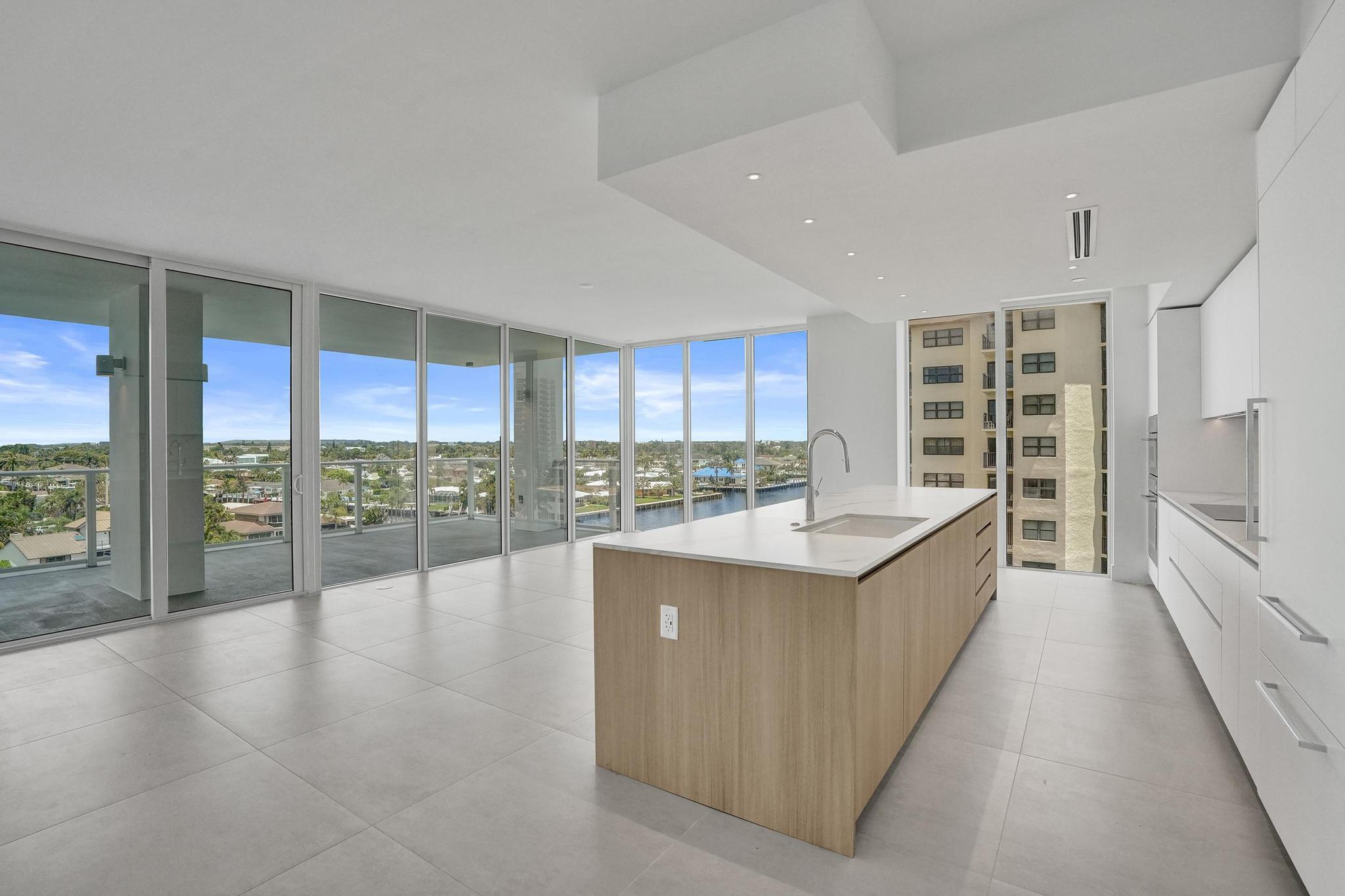 407 North Riverside Drive, Unit 605 Pompano Beach, FL 33062 - Photo 9 of 93 DSC07545